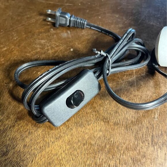 NEW Fluker’s Mini Sun Dome, 100 Watt Max, Polished Aluminum Increases UVB & UVA​ - Picture 5 of 9